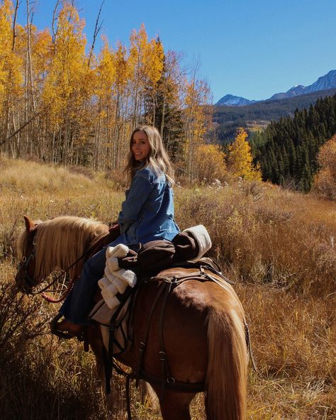 One year ago living out my western cowgirl dreams 🤠⛰️🍂🌾 #ootd #ootdshare #petitefashion #casualstyle #fallfashion #westernstyle Fall fashion, fall outfit idea, petite style, neutral outfit, outfit of the day, Pinterest outfit, minimal outfit, petite denim, minimal street style, cowgirl boots, dress to impress, western chic outfit, horseback riding outfit, Rocky Mountains, Telluride, denim on denim Horseback Riding Outfit Fall, Horse Riding Outfit Western, Cowgirl Boots Dress, Horseback Riding Outfit, Western Chic Outfits, Style Cowgirl Boots, Outfit Petite, Outfit Minimal, Horseback Riding Outfits