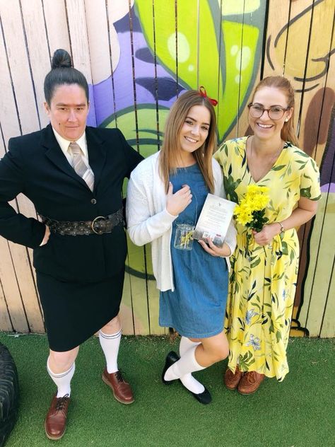 Matilda And Miss Honey Costume, Matilda Fancy Dress, Matilda Costume Women, Miss Honey Costume, Matilda Costume Diy, Matilda Dress Up, Matilda Party Ideas, Miss Honey Outfit, Matilda Party