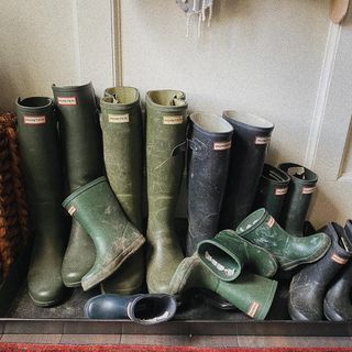 Pantry Hill (@pantry.hill) • Instagram photos and videos Pantry Hill, Uk Aesthetic, Cottage Core House, Welly Boots, Hunter Wellies, Farm Lifestyle, Wellies Boots, Country Lifestyle, Cozy Farmhouse