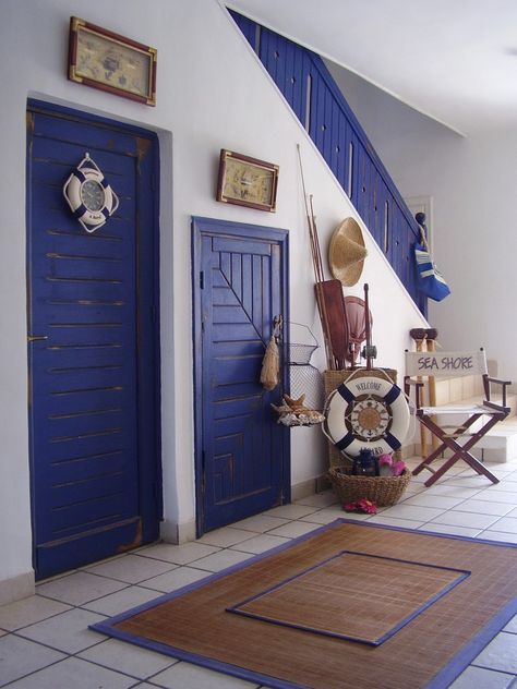 http://decorcology.com/elegant-blue-door-house-designs/ Nautical Interior, Nautical Bedroom, Nautical Theme Decor, Resort Living, Decor Shopping, Nautical Bathrooms, Nautical Design, Nautical Home, Home Decor Online