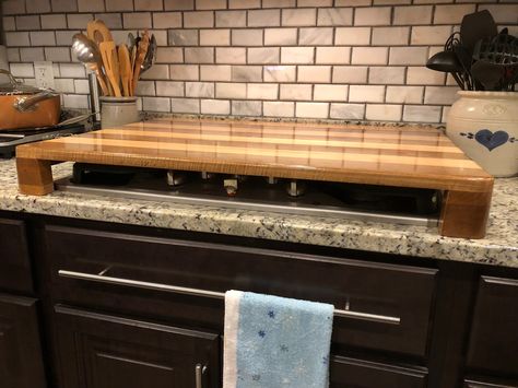 Gas stove under countertop board Wooden Gas Stove Top Cover Diy, Stove Ideas In Kitchen, Gas Stove Cover Diy, Noodle Board For Gas Stove Diy, Noodle Board Gas Stove, Wooden Gas Stove Top Cover, Diy Stove Top Cover For Gas Stove, Gas Stovetop Cover, Stove Top Kitchen Ideas