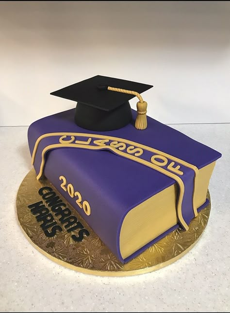 Cake For Masters Degree, Convocation Cake Ideas, Mba Graduation Cakes, Cake University, Degree Cake, Simple Graduation Cakes, Graduation Cake Book Design, College Graduation Cakes, Button Cake