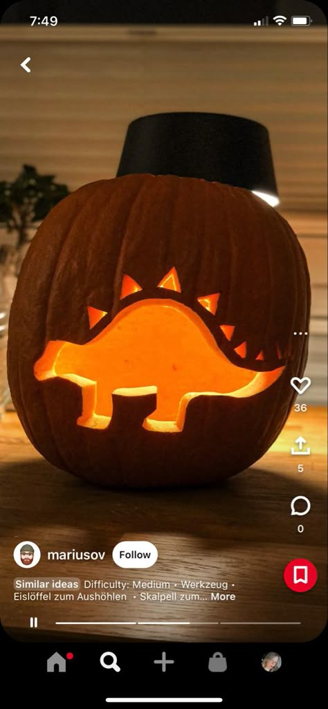 Dinosaur Pumpkin Carving Template, Cute Dog Pumpkin Carving Ideas, Dinasour Pumpkin Ideas, Dinosaur Jack O Lantern, Bookish Pumpkin Painting, Jack Lantern Ideas, Dinasour Pumpkin Carving, Pumpkin Carving Ideas Dragon, Cowboy Pumpkin Carving Ideas