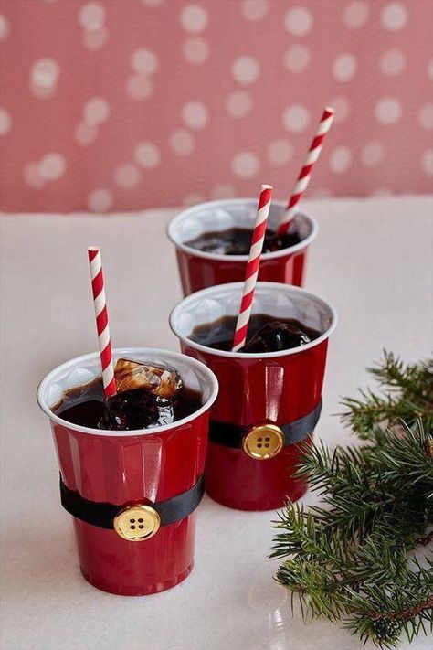 Santa Cups, Christmas Sweater Party, Christmas Party Decorations, Noel Christmas, Xmas Party, Christmas Deco, Christmas Decorating, Christmas Joy, Party Packs