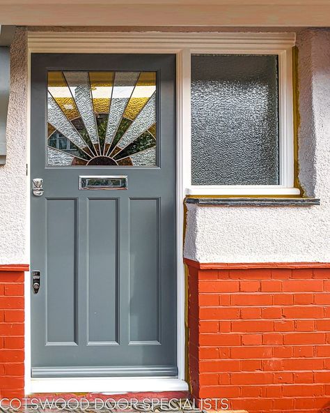 Interior Wooden Doors With Glass Panels, Stained Glass Doors Interior, Sunburst Door, Craftsman Style Front Door, Art Deco Front Door, 1930s Aesthetic, Fromt Doors, 1930s Doors, Yellow Front Door