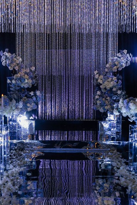 Dark Blue Wedding Decor, Starry Night Wedding Reception, Under The Stars Quinceanera Theme, Blue Quinceanera Theme, Midnight Wedding, Midnight Blue Wedding, Blue Sweet 16, Dark Blue Wedding, Starry Night Wedding