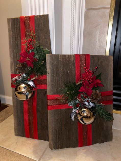 Wood Christmas Packages, Wood Presents Christmas, Wooden Christmas Packages Diy, Wooden Christmas Presents Front Porches, Christmas Oklahoma, Wood Plank Christmas, Shingle Art, Wooden Presents, Farmhouse Rustic Faux Wood Presents