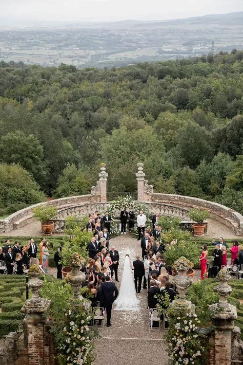 Castle Wedding Ceremony at Castello di Celsa in Italy #weddingceremony #destinationwedding Castle For Wedding, Wedding Venue In Italy, Wedding Venues Old Castle, Wedding At A Castle, Wedding Ceremony Venues Outdoor, Wedding Ideas Castle, Fairytale Castle Wedding, Wedding Ceremony Castle, Castle Wedding Venue Fairytale