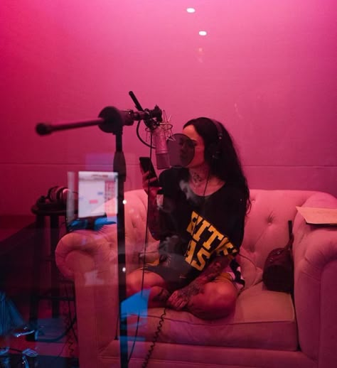 Music Studio Aesthetic, Career Vision Board, Music Studio Room, Dream Music, Singing Career, Dream Career, Artist Aesthetic, Kehlani, Studio Recording