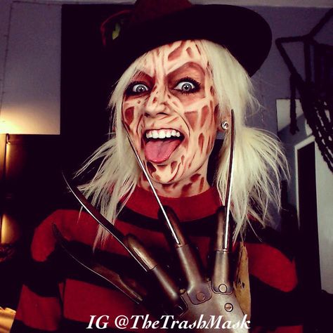 Freddy Krueger makeup Cosplay halloween costume. Freddy Krueger Makeup Women, Freddy Krueger Makeup, Amazing Halloween Costumes, Makeup Cosplay, Movie Makeup, Halloween Horror Movies, Halloween Makeup Scary, Horror Makeup, Halloween Makeup Inspiration