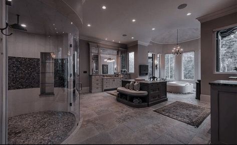 #mysterythriller Mansion Master Suite, Rich Bathroom Luxury, Bathroom Design Master, Family Penthouse, Mansion Bathrooms, Mansion Bathroom, Castle House Design, Luxury Bathroom Design, Luxury Mansions Interior