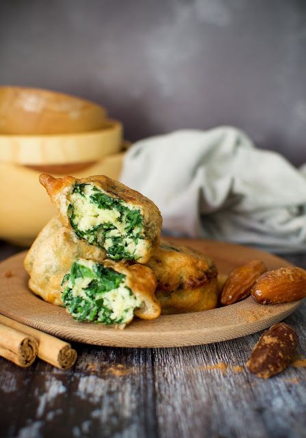 Tudor Spinach Fritters Spinach Fritters, Historical Recipes, British Cooking, Caraway Seeds, Best Of British, Roasted Meat, Fatty Fish, British Food, Old Recipes