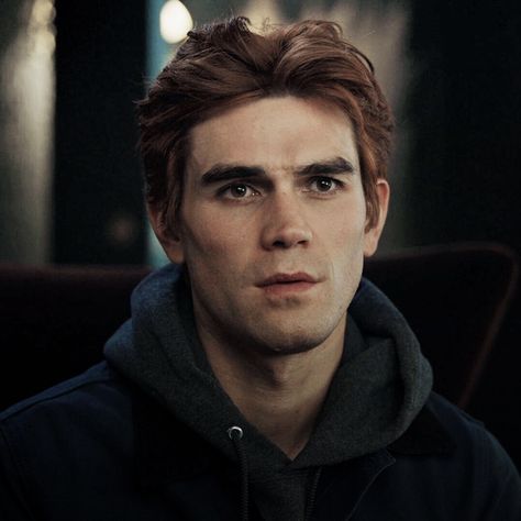 Archie Andrews Icons, Kj Appa, Morganville Vampires, Archie Andrews Riverdale, Rhaegar Targaryen, Crossing Lines, Vampire Series, Kj Apa, Archie Andrews