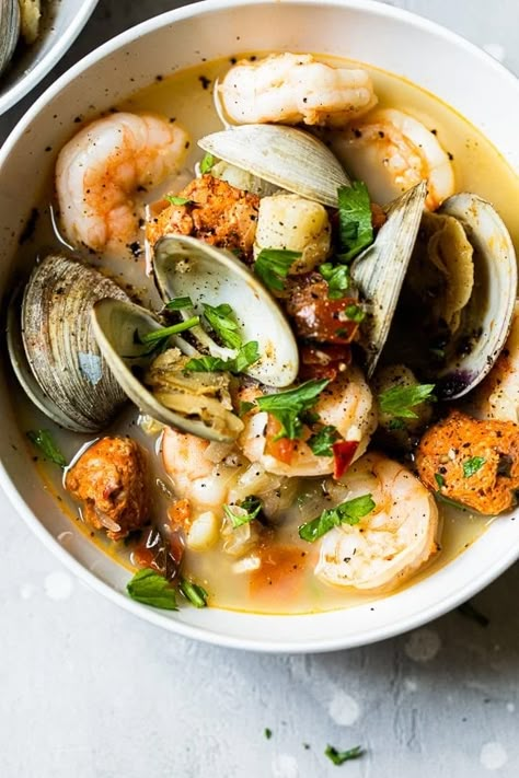 Scallops And Chorizo, Portuguese Seafood, Seafood Stew Recipes, Fish Stew Recipes, Shrimp Scallops, Seafood Stew, Fish Stew, Seafood Soup, Fish Dinner