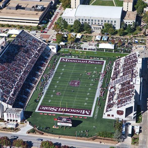 Plaster Stadium, Missouri State University. College Sport, College Pictures, Stadium Architecture, Missouri State University, Gators Football, App State, Picture Board, Football Stuff, Sports Stadium