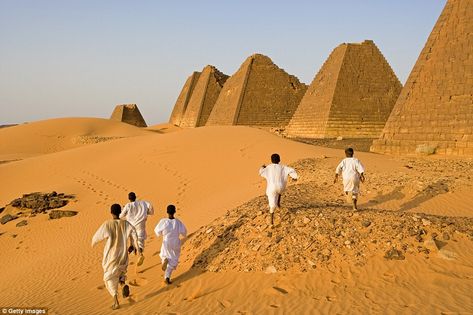 Ancient Sudan citadel Meroe, of the Black Pharoahs, has pyramids to rival Egypt | Daily Mail Online Ancient Kush, Royal City, Nile River, Pyramids Of Giza, Lost City, Giza, Travel News, Travel Light, Ancient Cities