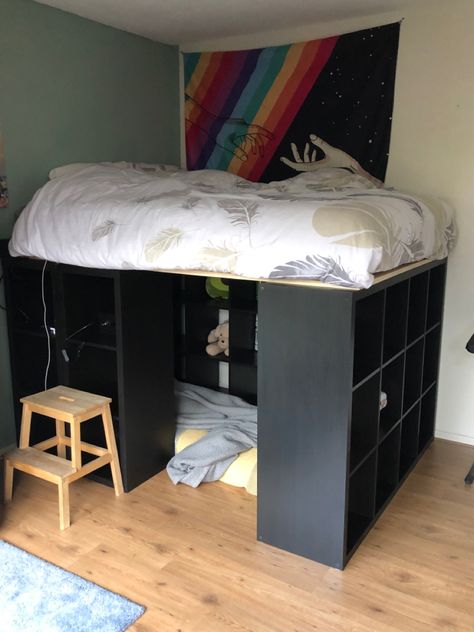 Ikea Cube Loft Bed, Cube Storage Bed Frame Queen, Queen Size Cube Bed Frame, Cube Storage Loft Bed Diy, Raised Bed Teen Room, Cube Shelf Loft Bed, Turn Bed Into Loft Bed, Storage Cube Bed Frame Queen Diy, Full Size Corner Bed Ideas