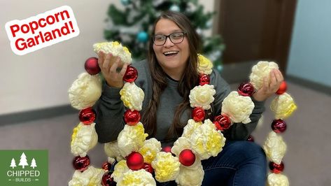 Fake Popcorn Garland, Popcorn Garland Diy, Popcorn And Cranberry Garland, Fake Candy Decorations Diy, Fake Popcorn, Faux Popcorn, Fake Candy Decorations, Cranberry Garland, Christmas Diy's