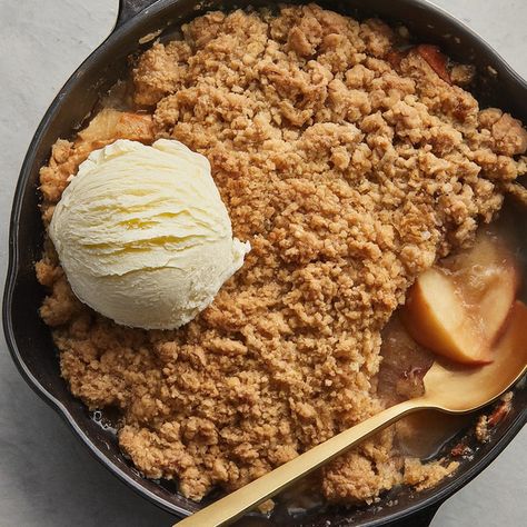 Tasty Apple Crumble Recipe - Instacart Apple Crisp Aesthetic, Apple Crumble Aesthetic, Best Apple Crumble Recipe, Apple Crumble Pie, Apple Crumble Recipe, Barbie Summer, Crumble Recipe, Kinds Of Desserts, Apple Filling