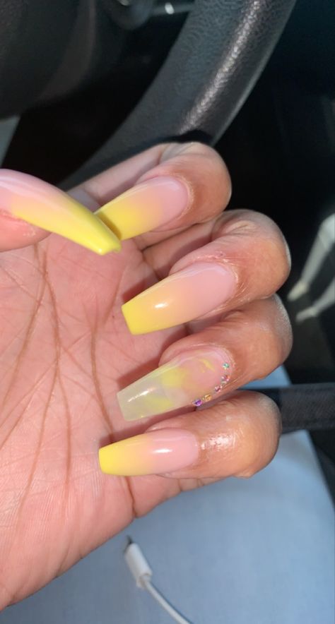 Gray Marble Nails, Yellow Marble Nails, Marble French Tip, Yellow Ombre Nails, Nails With Yellow, Nail Pics, Ombré Nails, Top Nails, Marble Nail