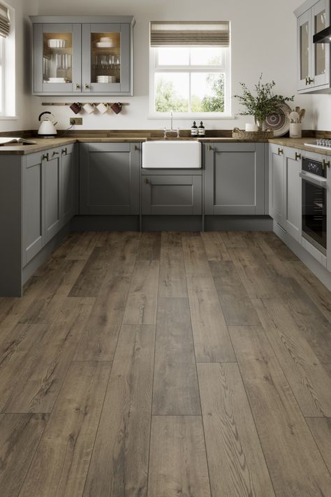 Slate Grey Shaker Kitchen, Grey Kitchen Oak Floor, Dark Oak Floors Kitchen, Kitchen Design Grey And Wood, Grey And Wood Kitchen Ideas, Grey Brown Flooring Kitchen, Grey Oak Flooring Kitchen, Grey Kitchen With Wooden Floor, Dark Grey Flooring Kitchen