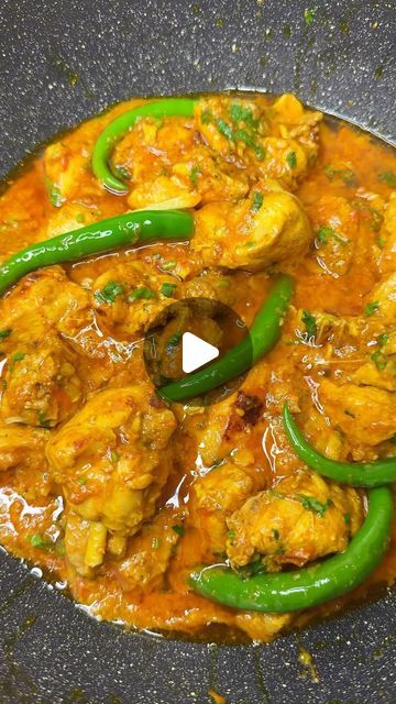 ATTIYA USMAN on Instagram: "Restaurant Style “Chicken Karahi” 

Ingredients:
Chicken :1 kg
Oil for frying 
Salt :1 tsp(during frying)
Tomatoes:6-7
Ginger garlic paste:2 tbsp
Salt to taste
Turmeric:1/2 tsp
Red chilli powder:3/4 tsp(or to taste)
Black pepper powder:1/4 tsp
Cumin powder:1/2 tsp
Garam masala:1/2 tsp
Coriander powder:1 tsp
Yogurt:1/2 cup
Green chillies
Coriander leaves
Ginger

Enjoyyy
Don’t forget to follow @homechefattiya for amazing recipes
Thankyou for watching 
Like,Save and Share❤️

#homechefattiya #chickenkarahi #karahirecipe #restaurantstylechickenkarahi #bestkarahiever #instagram #instagood #foryou #fyp #cooking #foodcreator #homechef #homemadeisbest #foodiegirl #foodislove #bestchickenkarahi" Achari Chicken, Instagram Restaurant, Karahi Recipe, Chicken Karahi, Fried Tomatoes, Nigella Seeds, Chicken Masala, Pepper Powder, Coriander Powder