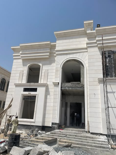 Kothi Design Villas, Marble Facade, New Classic Villa, L Shaped House Plans, Bali Architecture, Classic Facade, Luxury Homes Exterior, India House, Small House Front Design