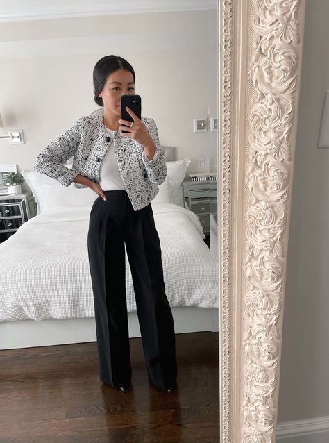 Dress Black Pants Outfit, Cropped Formal Jacket, Black Chanel Tweed Jacket Outfit, Outfit For Black Pants, Dress Pants Sweater Outfit, Outfits With Tweed Jacket, Tweed Jacket With Dress, Business Jackets For Women, Tweed Jacket Outfit Formal