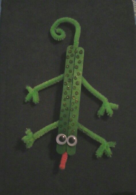 Lizard Sticks Craft Ideas, Lizard Craft, Sticks Craft, Popsicle Crafts, Stick Crafts, Pipe Cleaner Crafts, Popsicle Stick Crafts, Pipe Cleaners, Popsicle Stick