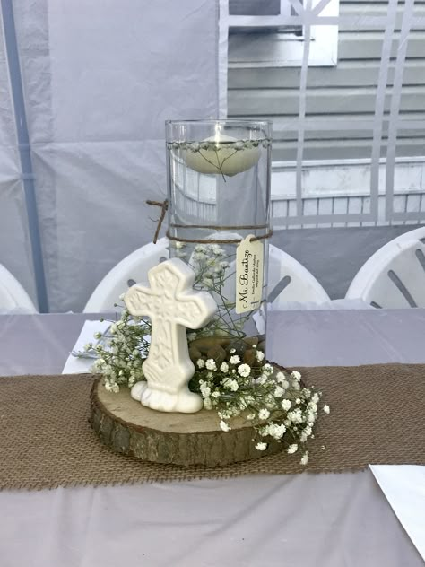 First Communion Table, Confirmation Centerpieces Ideas, Christian Centerpieces, 1st Communion Centerpieces, Charro Bautizo Centerpieces, Confirmation Centerpieces, Religious Centerpieces Ideas, Communion Favors Ideas, Boy First Communion Ideas Decoration