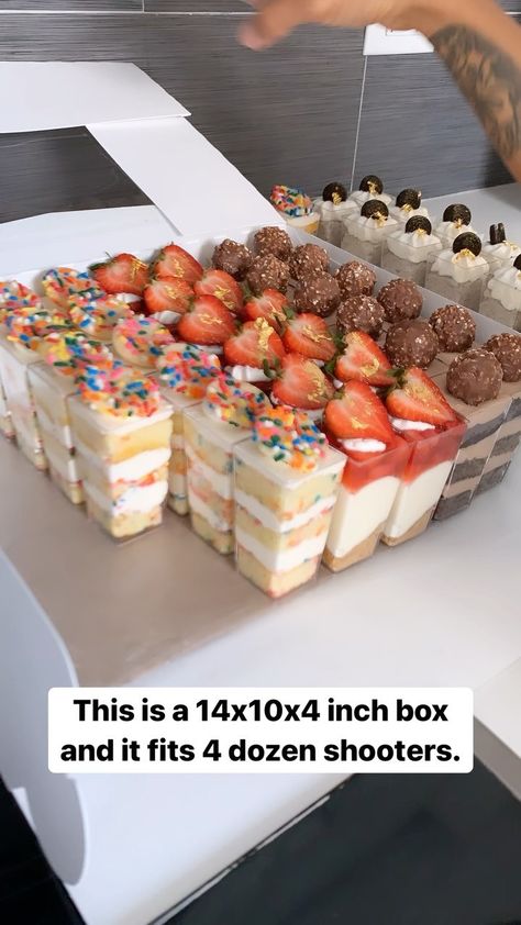 @cal_thebaker: “A quick reel on packing 4 dozen shooters in a 14x10x4” box 🍰📦 ⁣ …when I’m unable to get a…” Mini Cakes In A Cup, Mini Cakes In Cups, Wedding Food Boxes, Dessert Shots Ideas, Cake Shooters Wedding, No Bake Shooter Desserts, Dessert Cups To Sell, Cake Shooters Recipe, Shooter Cup Desserts