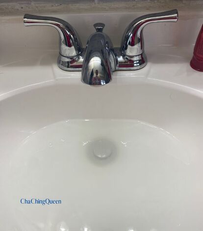 Being a homeowner comes with a lot of different challenges. From time to time, you may have to deal with a clogged or slow drain. Before you call a plumber and spend hundreds of dollars for them to run a snack through to clear any clogs, there are a few ways you can try to remove it on your own and without harsh chemicals. Here's a list of common plumbing issues and how to avoid them! If you experience a slow drain, you don't have to stress and wonder how much a fix will cost. Befor… Unclog Bathroom Sink, Clogged Drain Sink, Diy Drain Unclogger, How To Unclog A Sink, How To Unclog A Bathroom Sink, Unclog Sink Bathroom, Slow Draining Sink, Slow Draining Sink Bathroom, Bathroom Sink Clogged