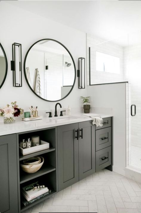 Dark Gray Vanity, Jack And Jill Bathroom Ideas, Bathroom Ideas Grey, Jack N Jill Bathroom Ideas, Bathroom Lighting Ideas, Silver Bathroom, Gray Vanity, Right Light, Jack And Jill Bathroom