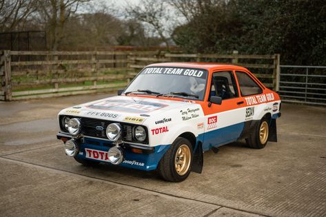 This Ford Escort Mk II is a road-legal historic rally car with significant racing history to its name, it's a Mk II RS1800 Group 4 and it's powered by the Classic Rally Cars, Boxy Cars, Rally Livery, Rally Racing Wallpaper, Retro Rally Wallpaper, Rally Car Wallpaper, Rally Cross Cars, Racer Car, Triumph Street Twin Custom