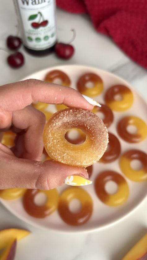 Peach Gummy Rings! by colleenshealthylife - FoodSocial Pot Gummies Easy Recipes, Homemade Peach Ring Gummies, Healthy Vegan Gummies, Gummy Peach Rings, Homemade Gummies With Agar, Peach Gummies, Gummy Rings, Grilled Zucchini Recipes, Just Ingredients