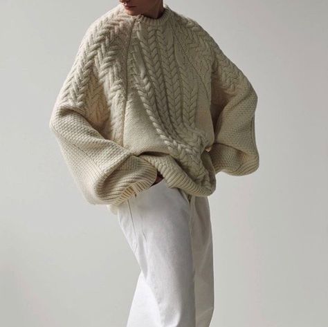 Knitwear Inspiration, Pull Oversize, Knitwear Fashion, Looks Street Style, Knitwear Design, 가을 패션, Knit Fashion, Wool Blend Sweater, Knitting Inspiration