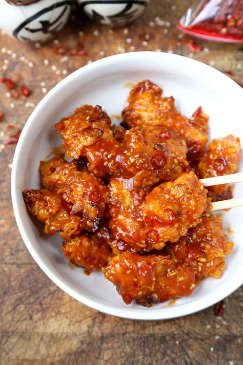 baked general Tso chicken recipe Oven Baked General Tso Chicken, Baked General Tso Chicken, Tso Chicken Recipe, Baked Chicken Pieces, General Tsao, Poulet General Tao, Cornflake Chicken, Healthy Chinese, Making Chicken