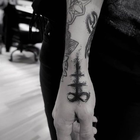 Leviathan Symbol Tattoo, Gothic Neck Tattoo For Guys, Leviathan Tattoo Design, Leviathan Cross Tattoo, Leviathan Symbol, Leviathan Tattoo, Occult Tattoos, Ashes Tattoo, Cross Tattoo On Hand