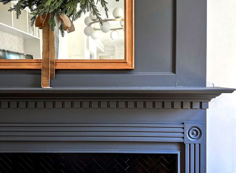 Dark Painted Mantle, Diy Victorian Fireplace, Colonial Fireplace Mantle, Black Fireplace Makeover, Black Fireplaces, Black Mantle Fireplace, Painted Mantle, Wreath Mirror, Black Mantle