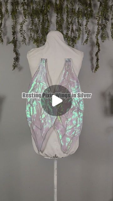 Organza Fairy Wings, Adult Fairy Costume Diy, Iridescent Organza, Pixie Wings, Magical Clothes, Cosplay Wings, Insect Wings, Green Fairy, Light Lavender