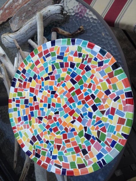 Lazy Susan from Fiesta bits Mosaic Lazy Susan, Lazy Susan Designs, Mosaic Tables, Mosaic Tiles Crafts, Mosaic Tray, Cake Dome, Island Bench, Mosaic Tile Art, Mosaic Art Projects