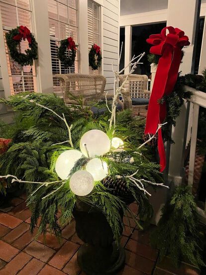 These glowing snowballs are SO EASY to make. After sharing my Winter Wonderland Tablescape on Hometalk TV last week, the big question was how did I make the light up snowballs. If you missed how I used these as a glowing centerpiece, you can see it at my Cozy Winter Tablescape. I made three different sizes of the snowballs. For the two smaller ones, I used clear Christmas ornaments. Some of them were plastic and some were glass, either one will work for you.&… Glowing Snowballs, Glowing Centerpieces, Homemade Fabric Softener, Clear Christmas Ornaments, Winter Tablescapes, Christmas Planters, Clear Ornaments, Nursery Baby Room, 2024 Christmas