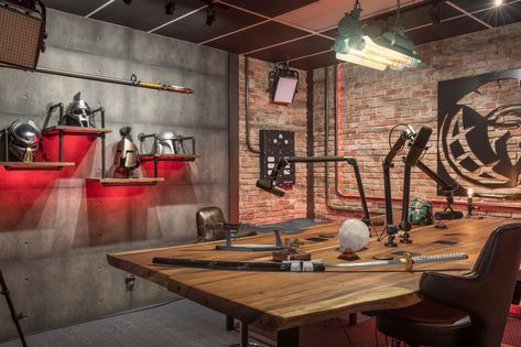 Industrial Podcast Studio, Podcasting Room, Podcast Aesthetic Studio, Podcast Studio Aesthetic, Video Podcast Studio Design Ideas, Podcast Studio Design Ideas, Podcast Studio Setup, Podcasting Setup, Interview Aesthetic