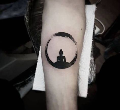 Circle And Round Inspired Buddha Tattoo Tattoos Buddha, Buddha Tattoo Sleeve, Buda Tattoo, Make Tattoos, Zen Tattoo, Round Tattoo, Peace Tattoos, Chris Garver, Mens Yoga