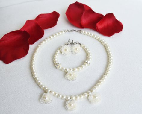 Flower girl jewelry Flower Girl Jewelry Set, Barefoot Sandals Wedding, Bridesmaids Accessories, Flower Girl Jewelry, Sandals Wedding, Bridesmaids Jewelry, Organza Flowers, Bridesmaid Accessories, Flower Hair Pin