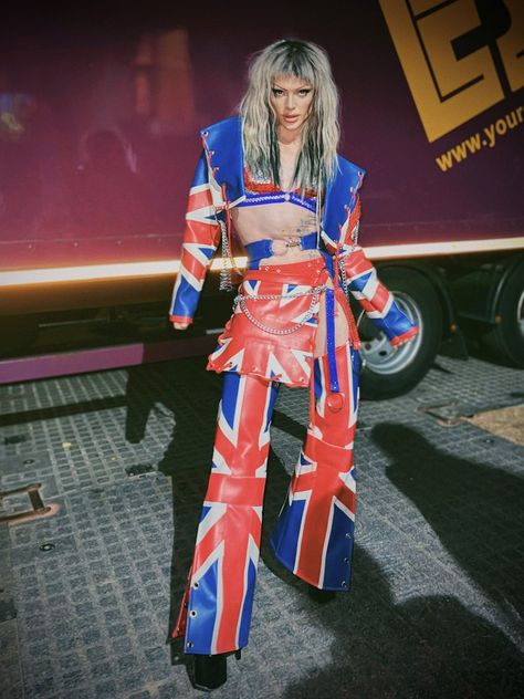 Bimini Bon Boulash, Uk Flag, Union Jack, Design Inspo, To Do List, Two Piece Pant Set, On Twitter, Twitter, How To Wear