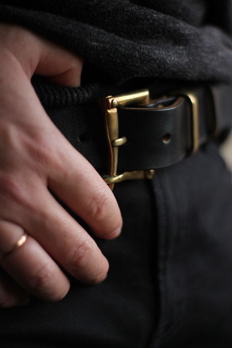 Belt Aesthetic Men, Male Accessories Aesthetic, Belt Photoshoot, Mars Aries, Dark Academia Accessories, Men's Poses, Belts Aesthetic, Belt Store, Mens Belts Fashion