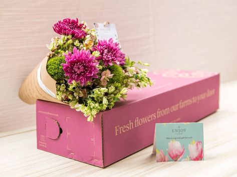 10 Best Flower Subscription Services and Boxes - Urban Tastebud Flower Subscription Boxes, Flower Box Design, Flower Delivery Box, Packaging Flowers, Boxes Design, Flower Boquet, Letterbox Flowers, Flower Truck, Flower Subscription