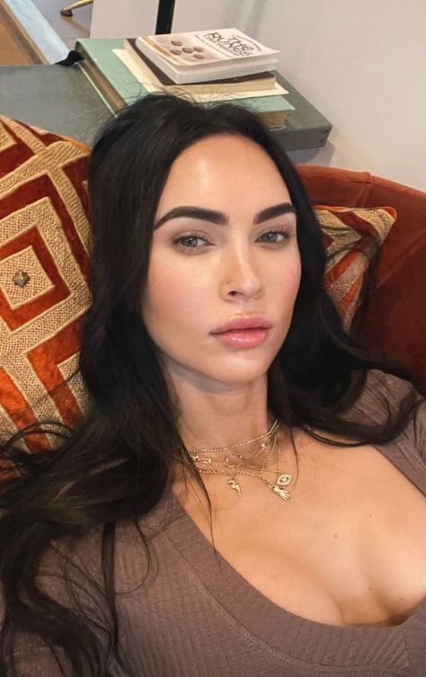 Megan Fox Face, Megan Fox Makeup, Megan Fox Hair, Megan Fox Style, Megan Fox Pictures, Megan Fox Photos, Megan Denise Fox, Jennifer's Body, Girl Celebrities