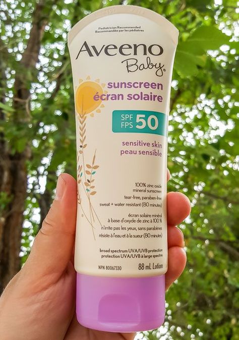 Aveeno Sunscreen, Mosquito Repellent Lotion, Best Baby Sunscreen, Sunscreen Facts, Hair Tomboy, Checker Background, Aveeno Baby, Baby Sunscreen, Organic Sunscreen